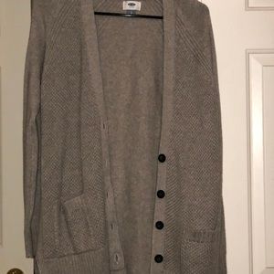 Oversized Grey Cardigan W/ Buttons & Pockets